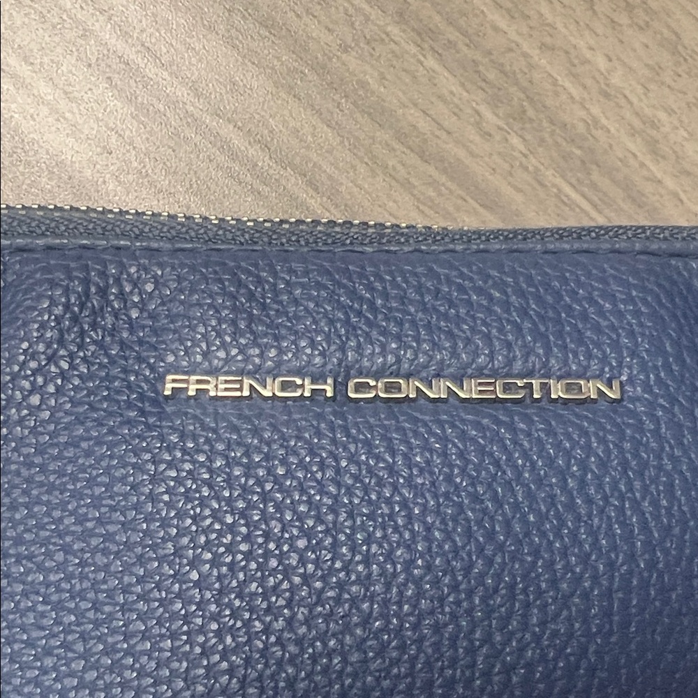 French Connection Blue Leather Set of 2 Wristlets - Picture 2 of 6